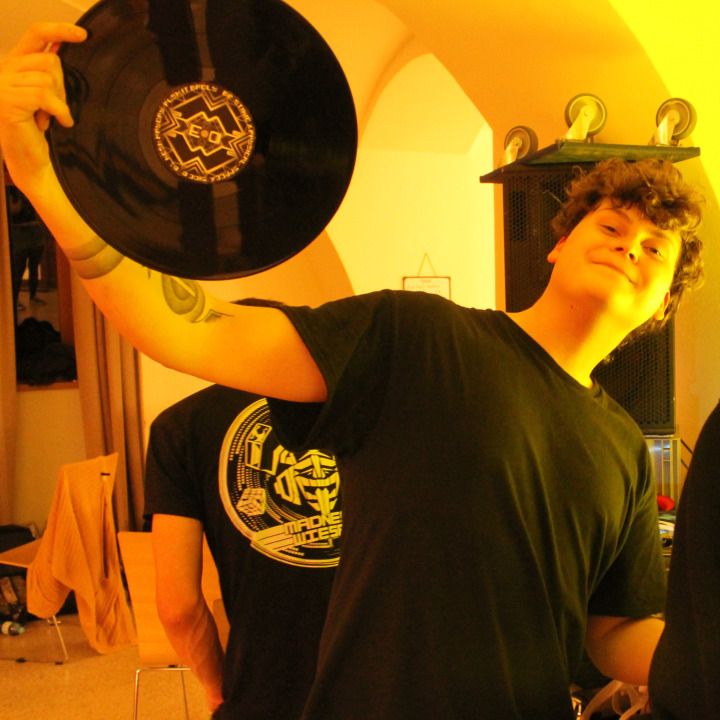 Gabriel Muttenthaler Kultur- und Medienverein der elektronischen Musik Hypnosis Sound